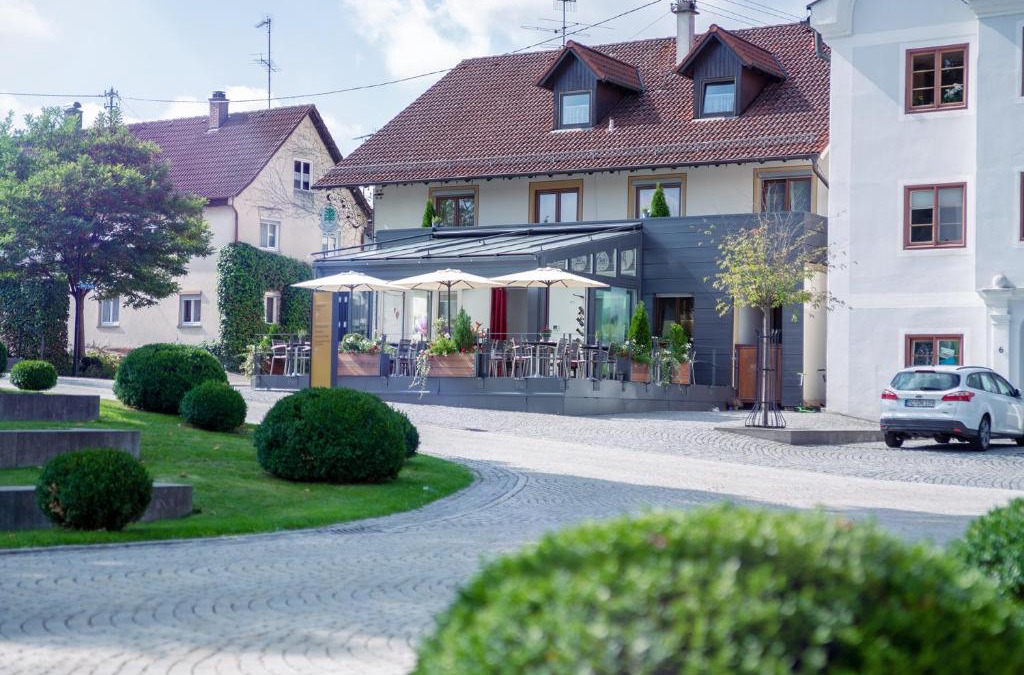 Rot an der Rot House | Gasthaus und Pension Zur Linde