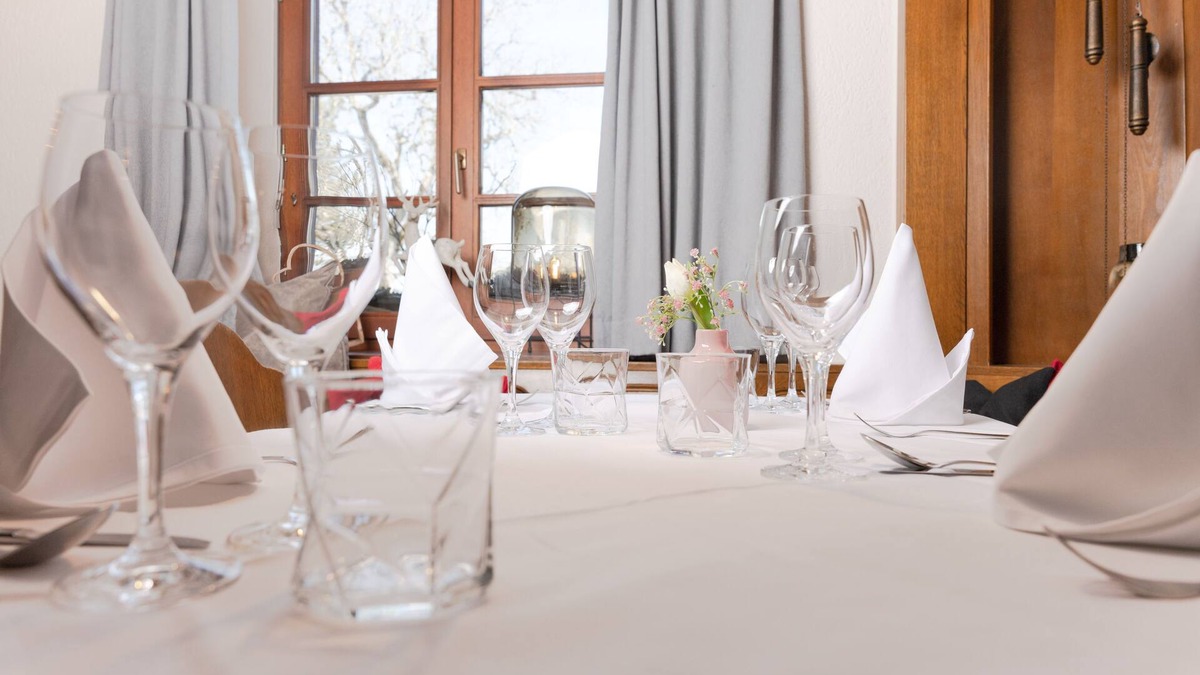 Sallneck Hotel | Gasthof Hotel Hirschen