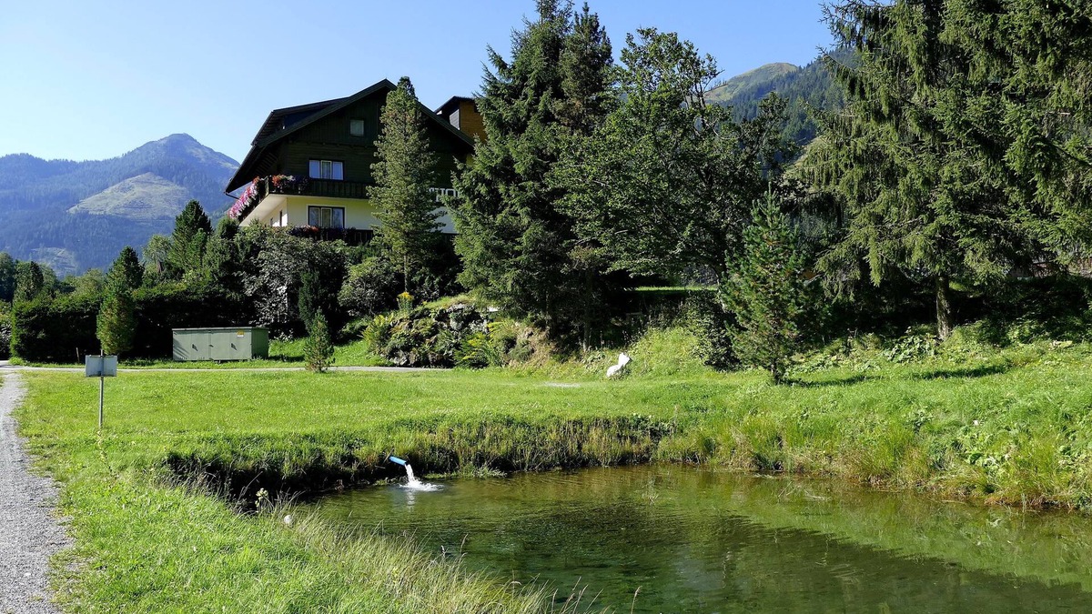 Irdning-Donnersbachtal House | Gasthof Pension Appartements Zur Gams