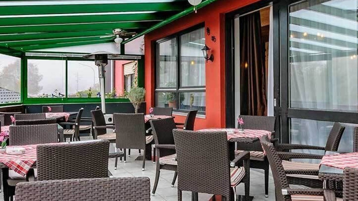 Niederaichbach Hotel | Gasthof-Pension Kirchenwirt