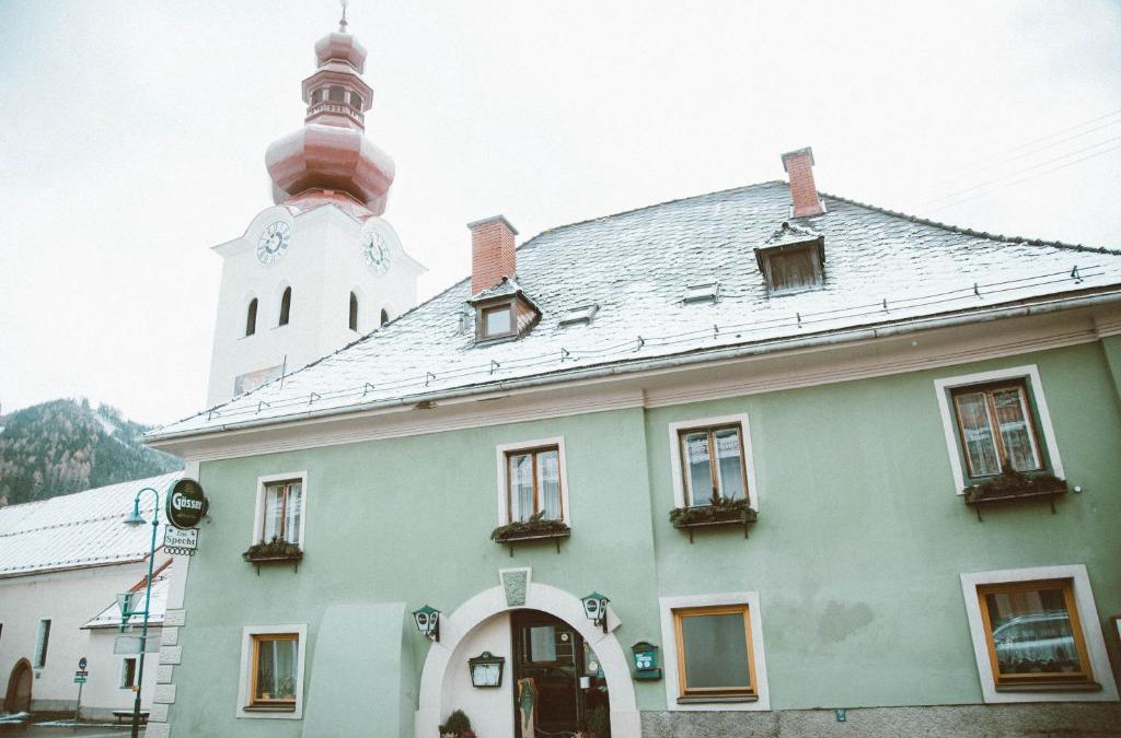 Oberzeiring Hotel | Gasthof Zum Grünen Specht
