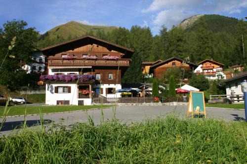 Pfafflar House | Gasthof "Zur Gemütlichkeit"