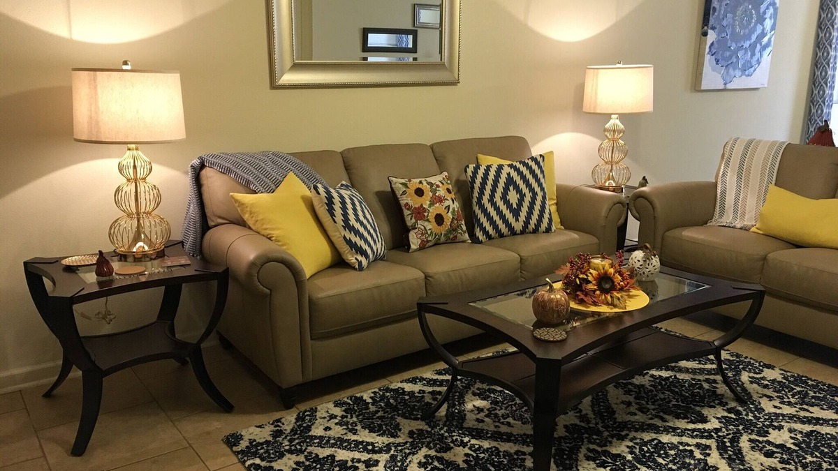 Metairie Apartment | Gated community near Ochsner Medical Center