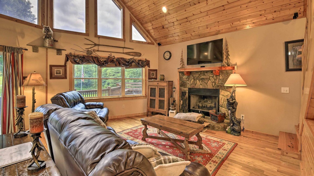 Sparta Cabin | Gated Community w/Perks: Cozy Sparta Cabin!
