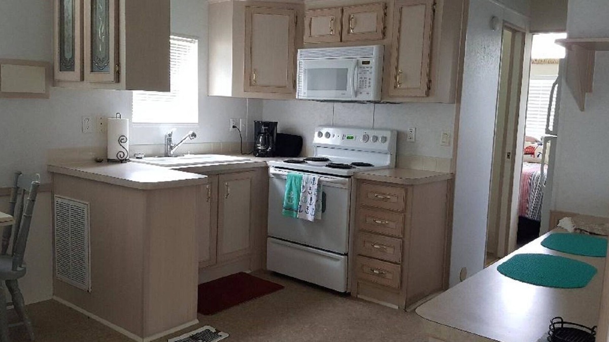 Upper Grand Lagoon Cottage | Gated great for families and winter guests Other units inquire if unit booked