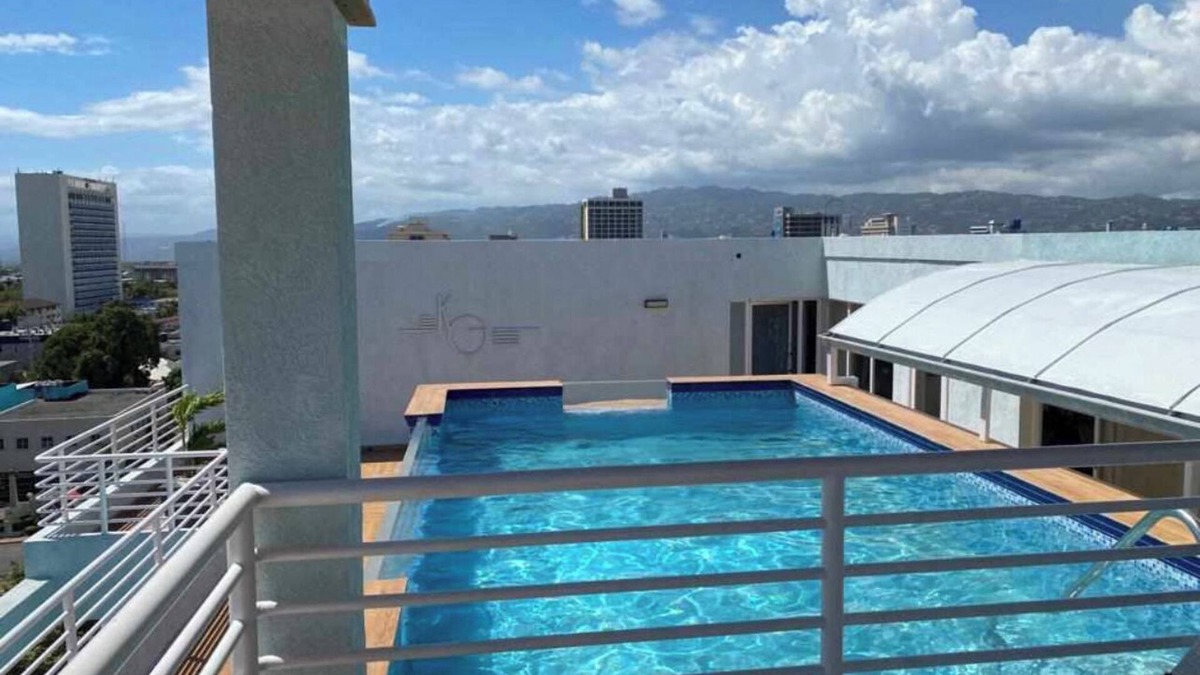 Eden Gardens Condo | Gated Luxury New Kingston 1 Bdrm Condo Pool & Gym