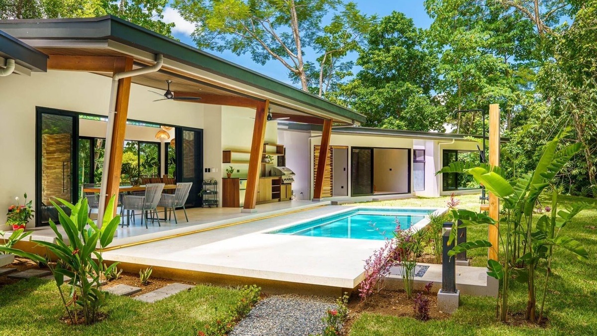Ojochal House | Gated Luxury+Waterfall+Ojochal+3 bedrooms+beaches+luxury+Private+Great location
