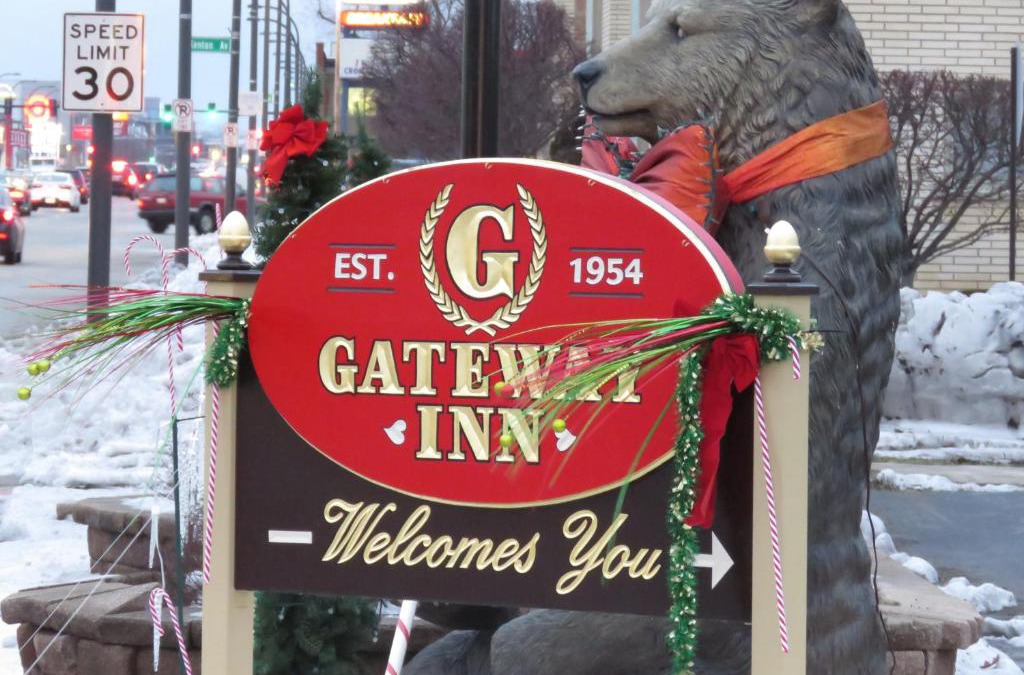 Oak Lawn Hotel | Gateway Inn