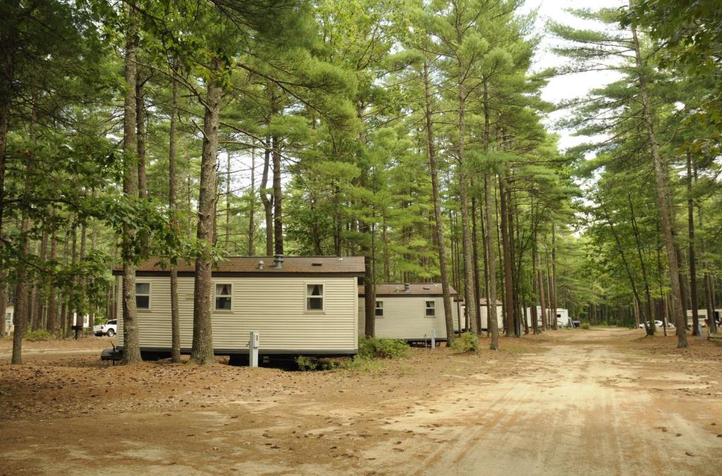 Rochester Resort | Gateway to Cape Cod Vacation Cottage 1
