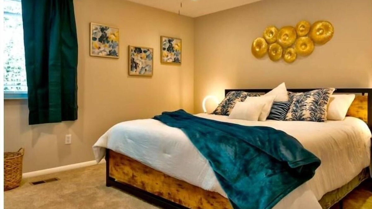 Roswell House | Gateway to Heaven is in Historic Roswell!