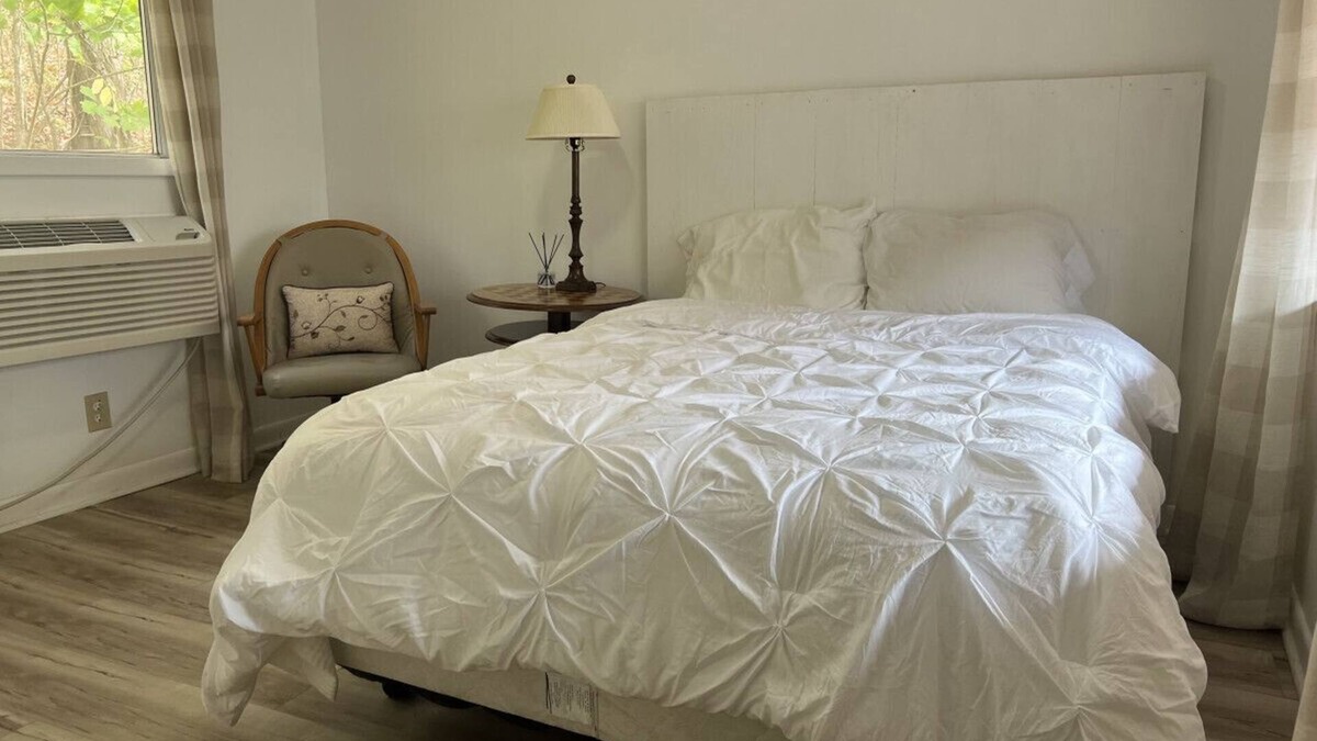 Waynesboro Hotel | Gateway to Nature's Beauty Rm 15