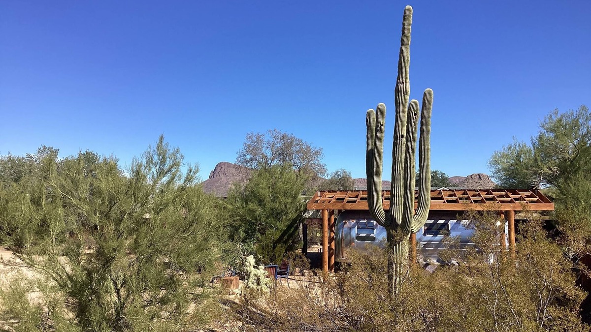Picture Rocks House | Gateway to Saguaro National Park - Desert Solitaire - Vintage Lola
