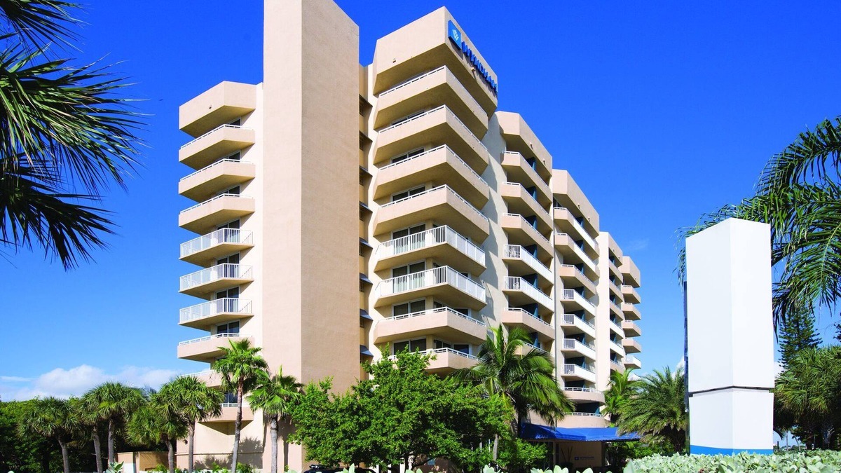 Pompano Beach Resort | Gateway to the Florida Everglades