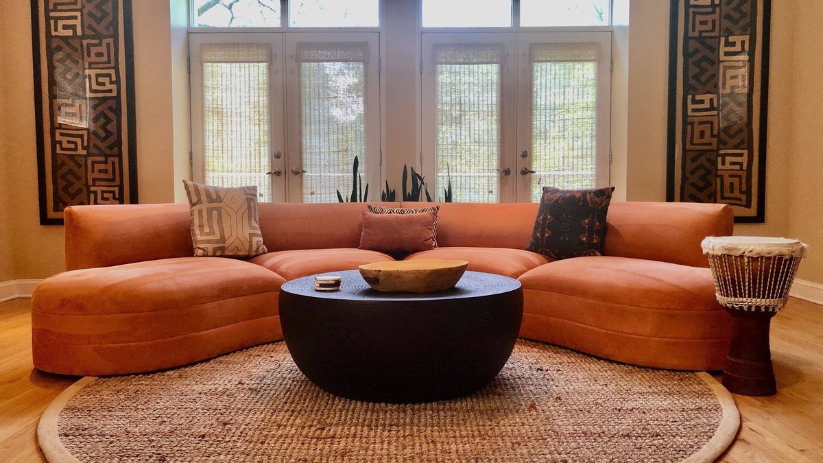 Lake Meadows House | Gather, relax, enjoy— in chic luxury home near Lake Michigan & McCormick Center