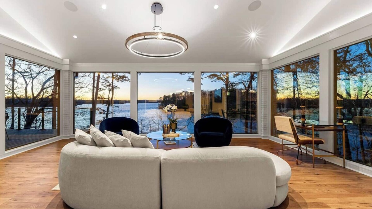 Gainesville House | Gatsby Luxury Lake Lanier