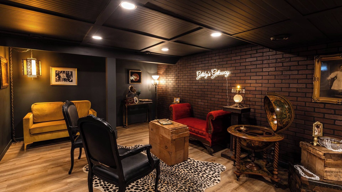Taylors Falls House | Gatsby’s Getaway-Unique stay near downtown