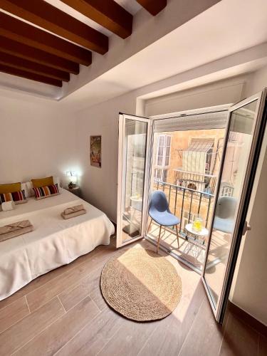 Old Town Apartment | GATU PREMIUM Villa Flamenca , Preferente mayores de 25 años y familias