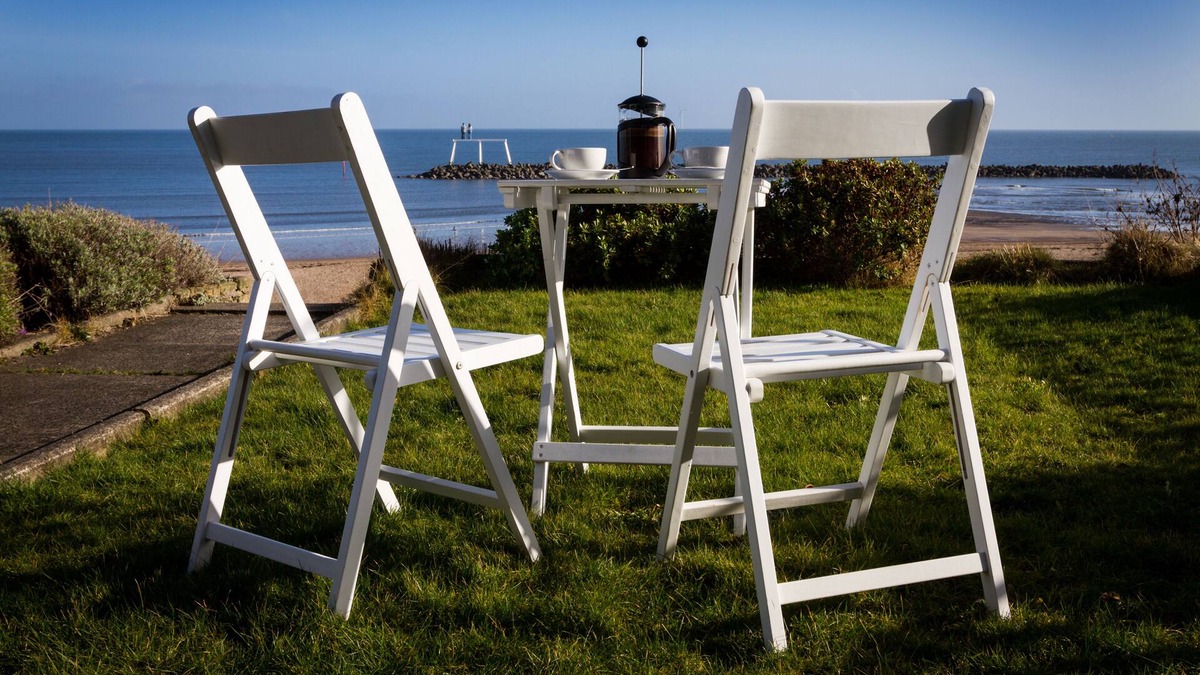 Woodhorn House | "Beaches" Sea Front House with Full Sea Views, Northumberland Coast.