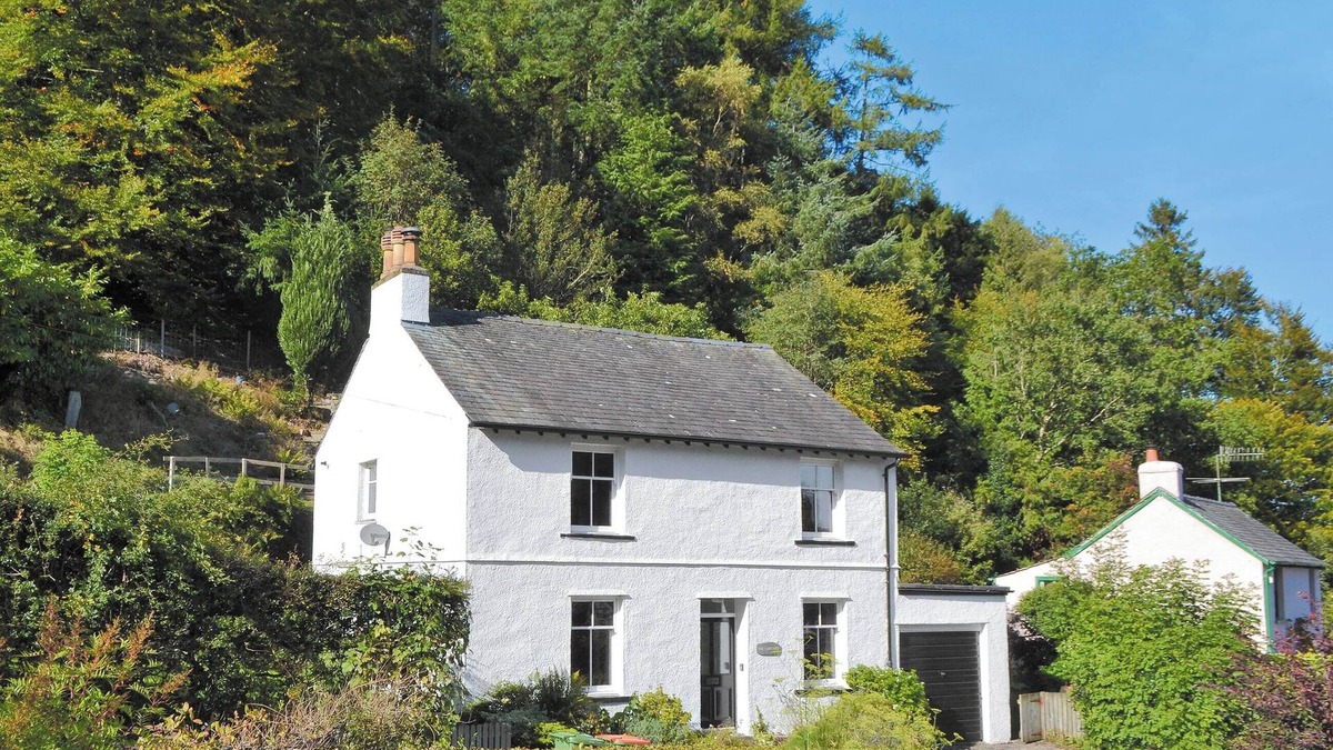 Thornthwaite Cottage | 4 bedroom accommodation in Seldom Seen near Thornthwaite