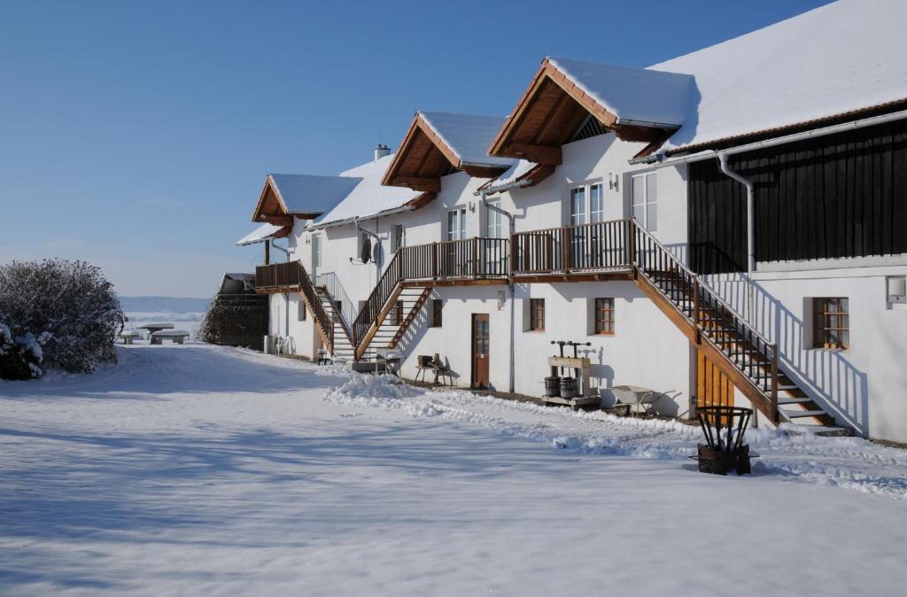Polling im Innkreis Apartment | Geinberg Suites & Via Nova Lodges