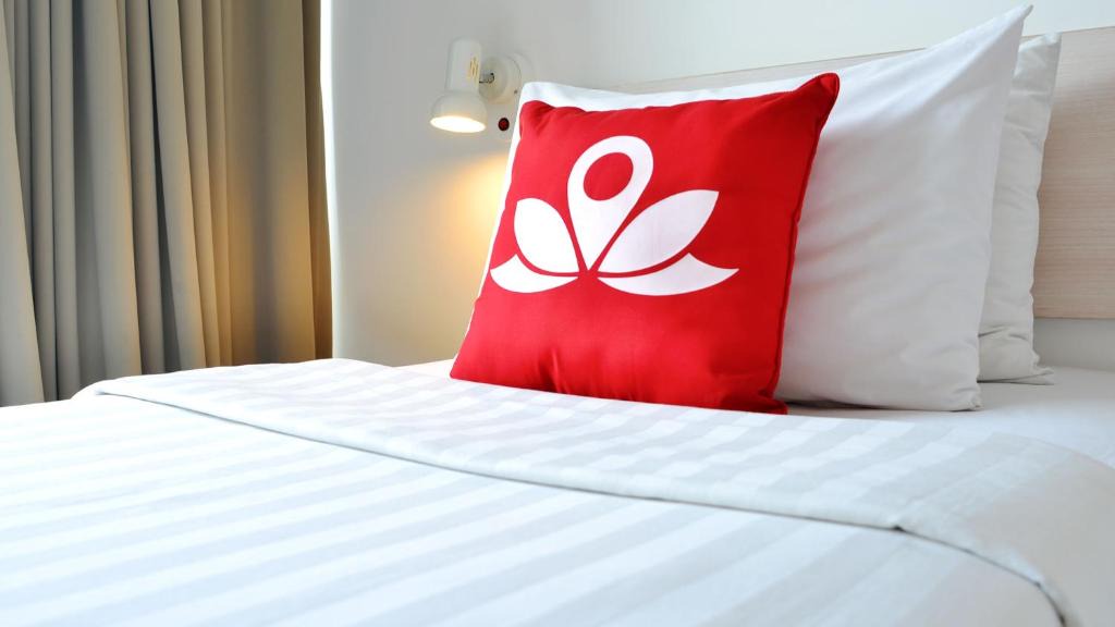 Praya Barat House | Gelogor Homestay