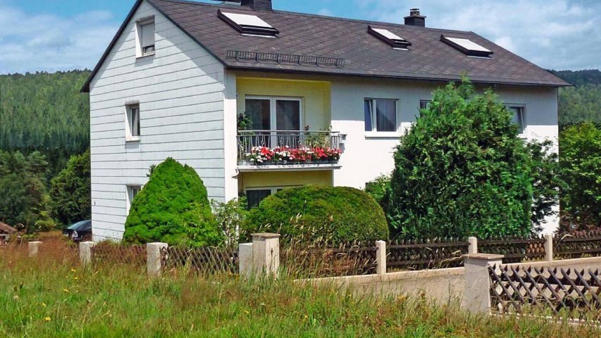 Nagel Apartment | Gemütliche 65qm Ferienwohnung mit Terrasse, naturnah