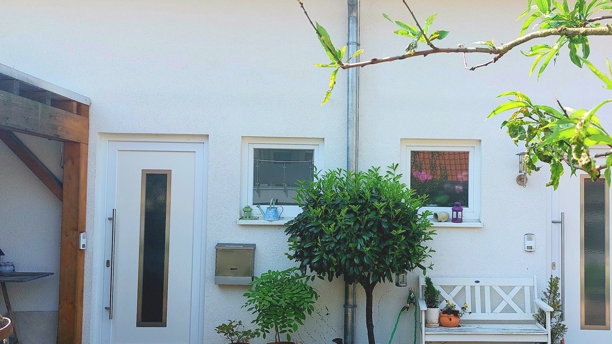 Sachsenheim Apartment | Gemütliche Ferienwohnung in Ruhiger Lage