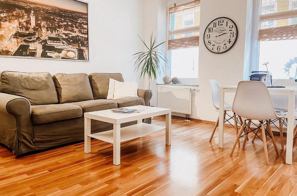 Lindenau Apartment | Gemütliche FeWo mit Balkon