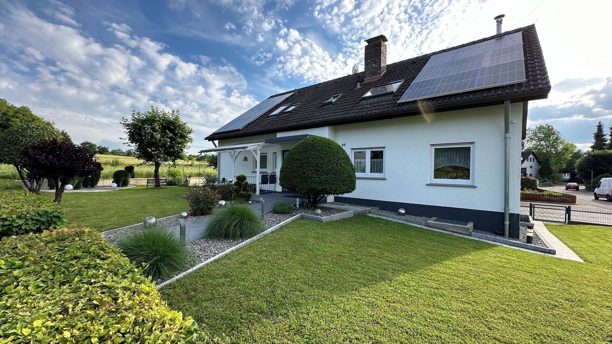 Nimburg Apartment | Gemütliche u. Großzügige Ferienwohnung - 15 Min zum Europapark Rust