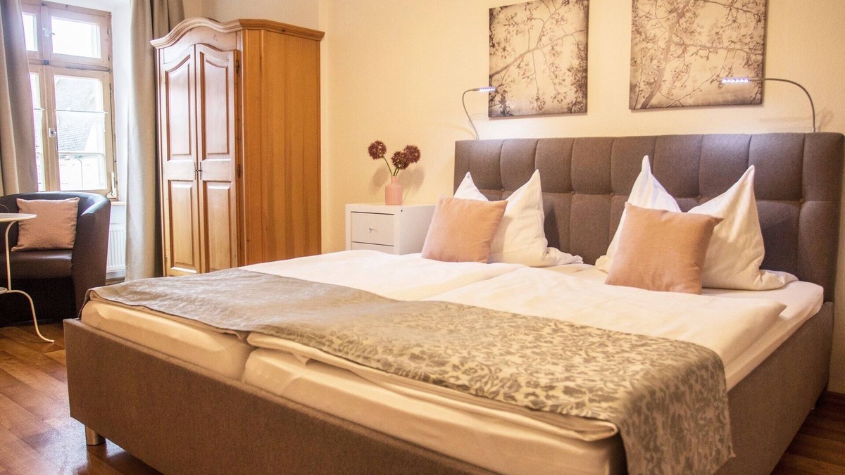 Klosterlangheim Apartment | Gemütliche Wohnung mit Wohnküche für 2-5 Personen