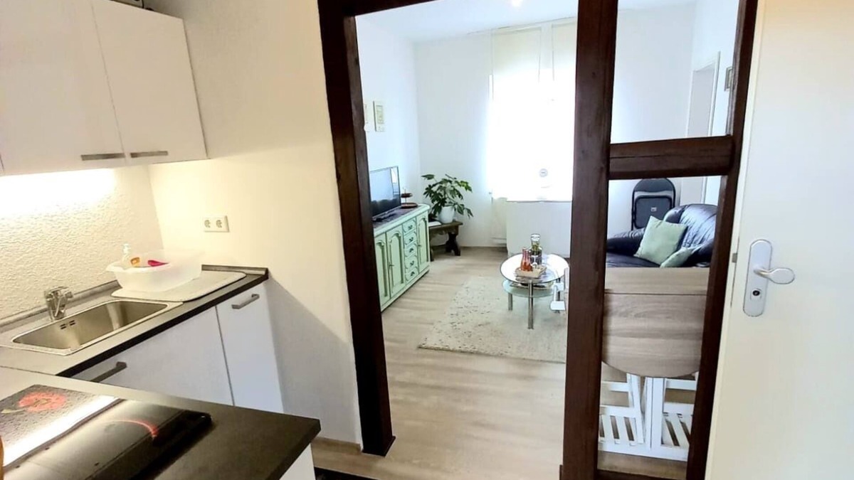 Hadamar Apartment | Gemütliche Wohnung mit Offener Küche und Großem Garten