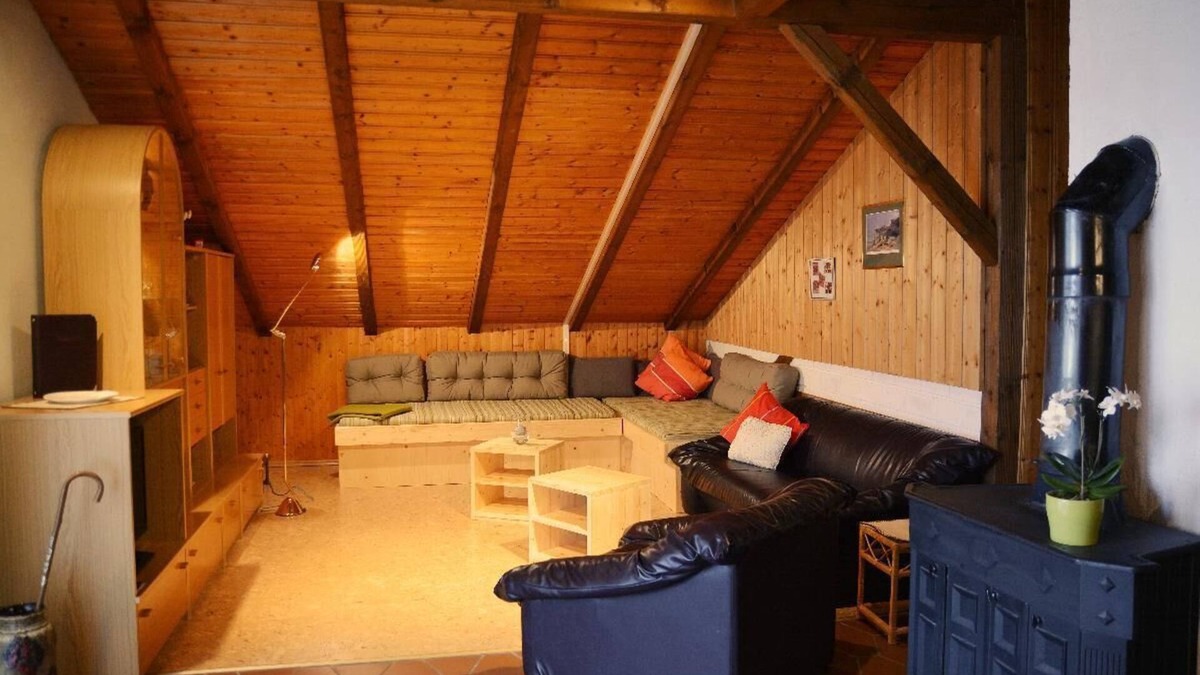 Sankt Englmar Apartment | Gemütliches 70qm Ferienstudio für 4 Personen mit einem Balkon