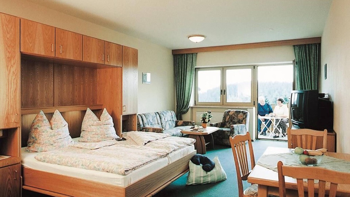 Glashutt Apartment | Gemütliches Appartement mit Balkon für 1 - 2 Gäste