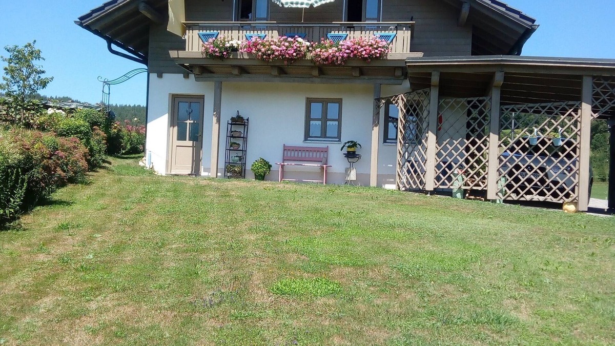 Kammersdorf Apartment | Gemütliches Feriendomizil (60qm) mit Balkon