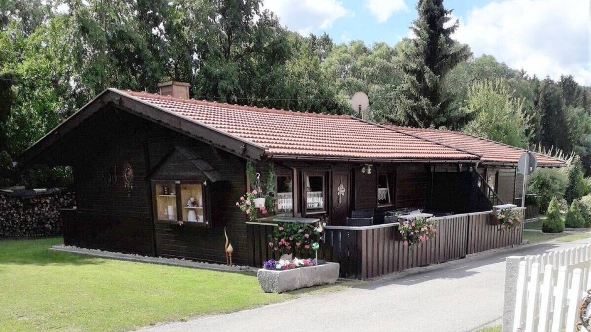 Eppenschlag Apartment | Gemütliches Ferienhaus umrahmt von Wiesen und Wäldern
