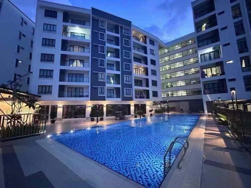 Kampung Stampin Apartment | Gem Suites 3 Bedrooms
