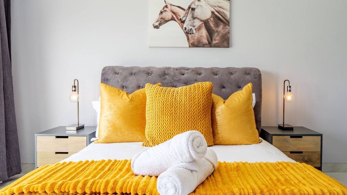 Durban North House | Gemmell Place - Four Bedroom House, Sleeps 8