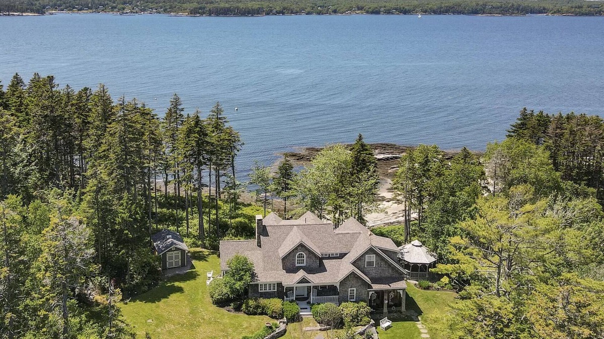 West Southport House | Generational Southport Property w/Private Beach Newly Available for Rent!