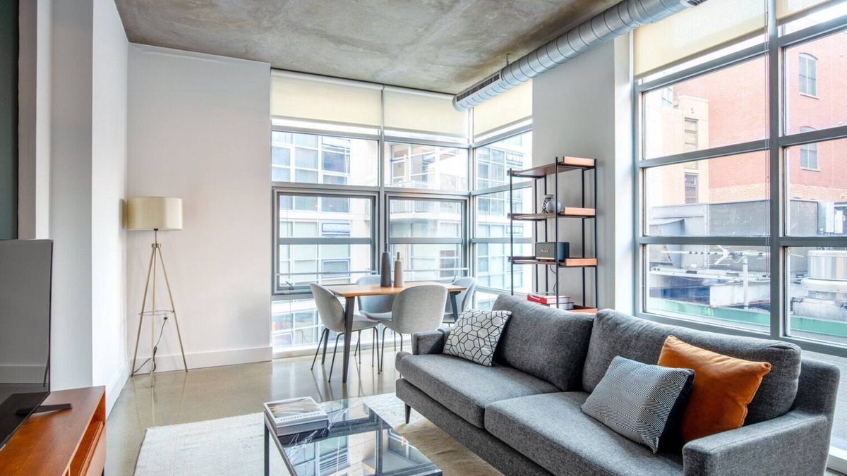 Logan Circle Apartment | Generous Logan Circle 2BR w/W/D, Roof BBQ, walk to Metro, by Blueground