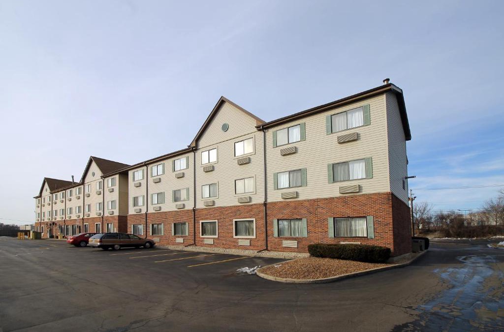 St. Charles Hotel | Geneva Motel
