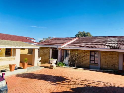 Maseru House | Genius Guesthouse & Tours