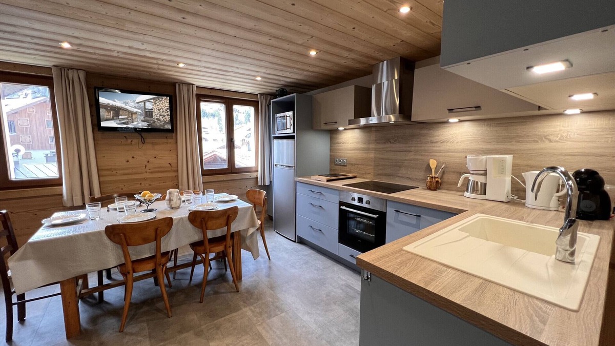 Pers-Jussy Apartment | Gentianes flat 4 - Apartment 3* village center, near ski slope for 7/8 people