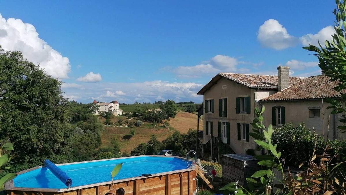 Juillac House | Gentleman House for rent for 10 on large vineyards