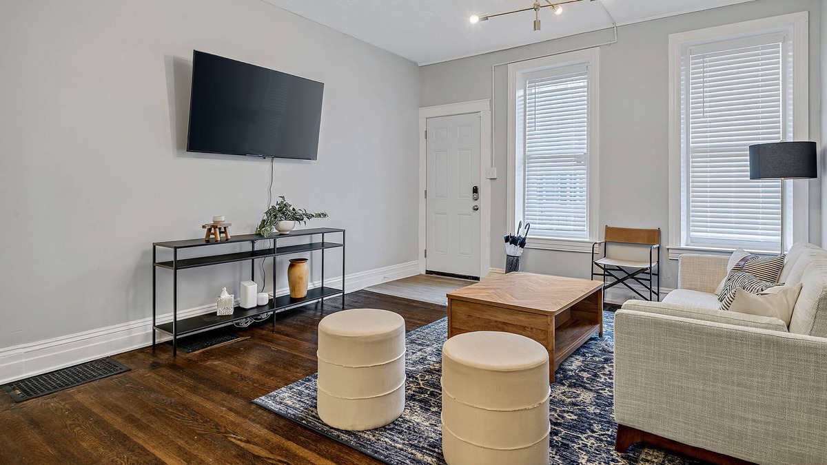 York House | Gentrified York House W/ Gameroom!