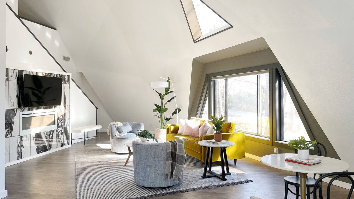 Turners House | Geo Dome - Unique Urban Getaway – one of a kind!