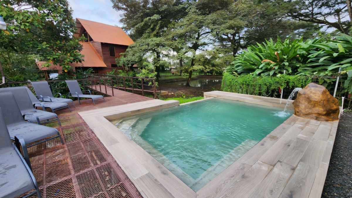 Florencia House | Geodesic Dome 01, Jacuzzi with Hydromassage, 20 min from La Fortuna
