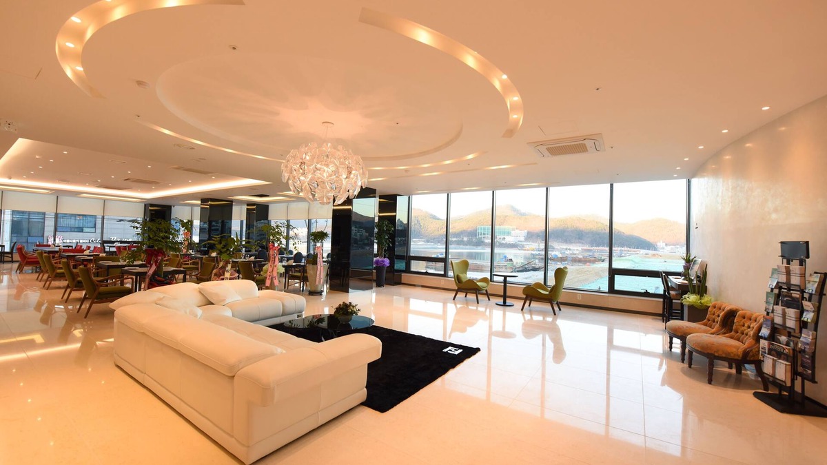 Somun Hotel | Geoje Art Nouveau Suite Hotel