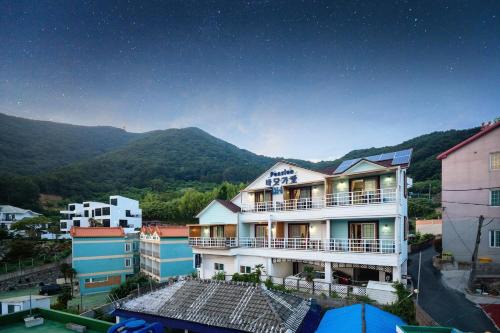 Geoje House | Geoje Ocean Love Pension