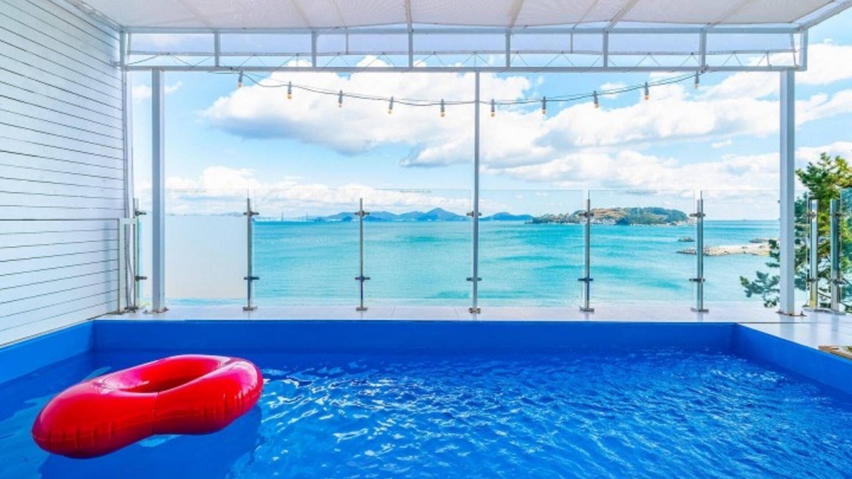 Geoje House | Geojedo Discovery Pool Villa