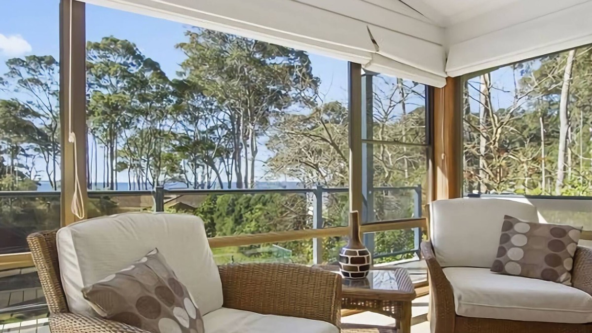 Lilli Pilli House | George Bass Drive A Well Kept Secret
